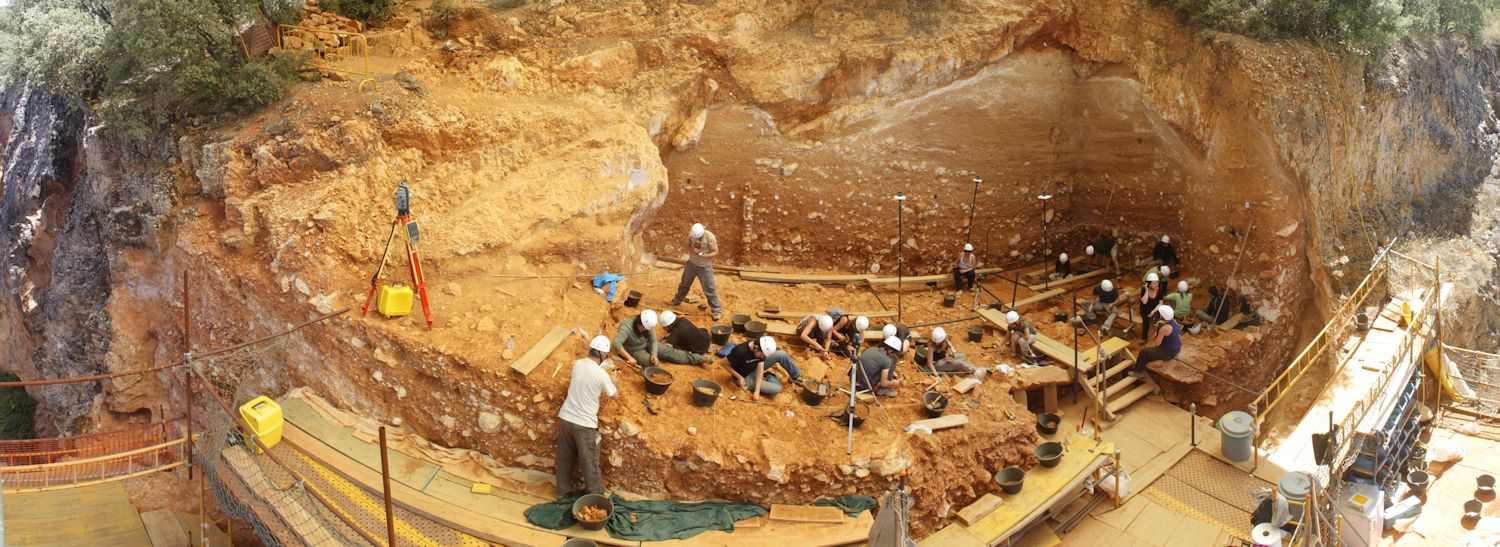 Siete días … 3 a 9 de febrero (datando Atapuerca y huellas fósiles)